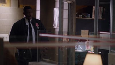 Okay, everyone. - Chicago Fire
