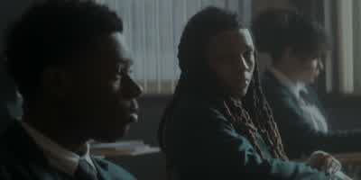 Okay, everyone. - The Chi