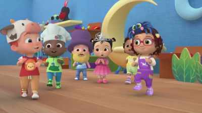 Okay, everyone,
we still need one more song, - CoComelon Lane