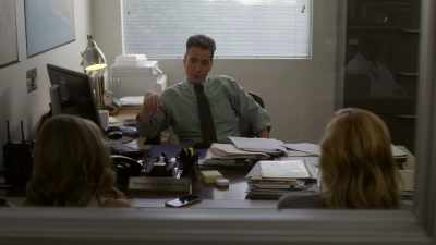 - Okay, except how about
she did not do that? - Dirty John
