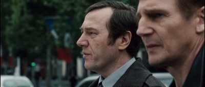 - Okay, first, we should find the spotter.
- I found him, he's dead. - Taken