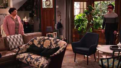 Okay, first, take one step forward. - No Good Nick
