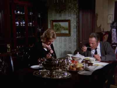 Okay follow me - Night Gallery