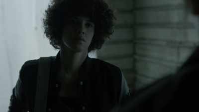 - Okay. Give me the file. - Eyewitness