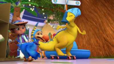 -Okay, go take cover. It's tail time!
-[Dudley whimpers] - Ridley Jones