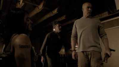 Okay, we got to go. - The Gifted