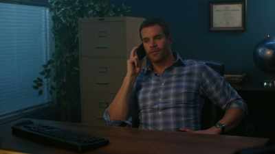 Okay. Got it. So now
we have a crime scene. - The Jane Mysteries: Too Much to Lose