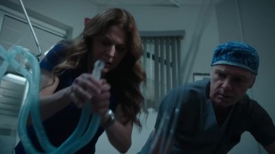 - Okay.
- Grab a tube. - The Resident