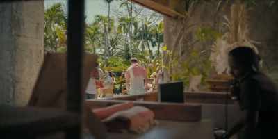 Okay, gracias. - The Resort