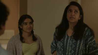 Okay, guys, before we panic,
consider if it's better that Kamal's gone. - The Pradeeps of Pittsburgh