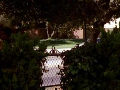 Okay, guys, come on,
team, what's our next move? - Matlock