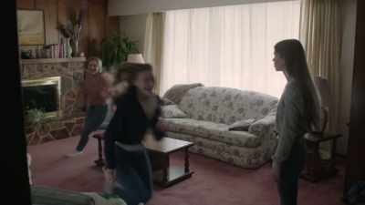 Okay, guys, guys, do you
know when dad will be home? - Abducted by My Teacher: The Elizabeth Thomas Story