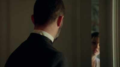Okay, guys,
my shoulder's killing me. - Grand Hotel