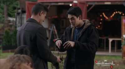 Okay, so have Frankie
come and "feel the earth." - Valentine in the Vineyard