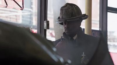 Okay, help me
out with this.
We got to lift it. - Chicago Fire