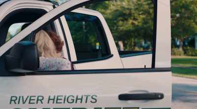 Okay. He's not dead,
he's just really knocked out. - Nancy Drew and the Hidden Staircase
