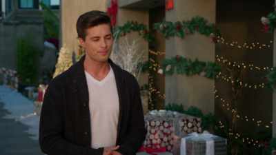 Okay, but honestly,
you are really talented, alex. - Ladies of the '80s: A Divas Christmas