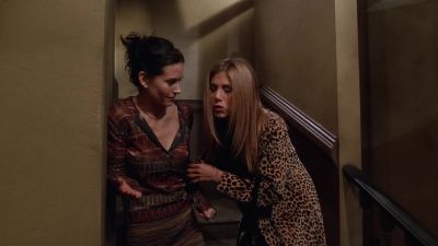 -Okay, honey, I'm ready.
-What are you doing? - Friends