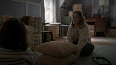 Okay, honey, this is the game. - Manifest