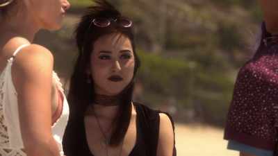Okay, how about we use that text chain, - Marvel's Runaways