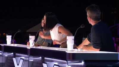 - Okay, I need you guys'
help back here, - America's Got Talent: Extreme
