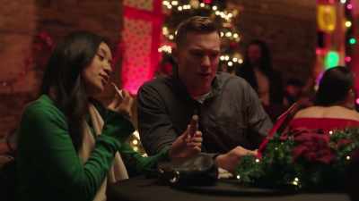 Okay, I think I'm gonna get
the gin and comet. - The Christmas Setup