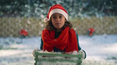 Okay. I will start working
on some sketches and... - Designing Christmas with You