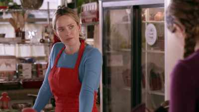 Okay. If you can do that on your own,
maybe Cindy can help me. - Catering Christmas