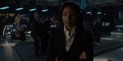 Okay. If they're not
gonna take Batwoman's help, - Batwoman