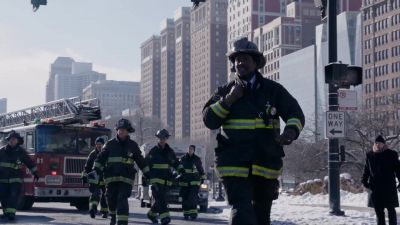 Okay, I'll call you back. - Chicago Fire