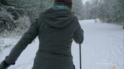Okay.
I'll just follow the tracks. - Winter Castle
