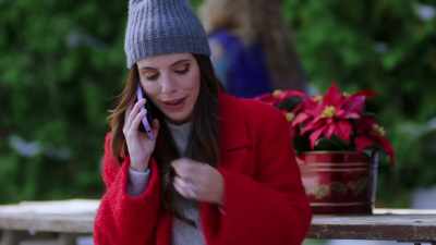 Okay? I'll see you later.
- Sorry. - Jingle All the Way to Love