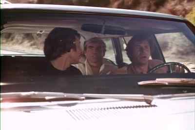 - Okay, I'm done.
- You done in the back? - Helter Skelter