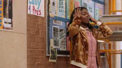 Okay, I'm fine. - Black Lightning