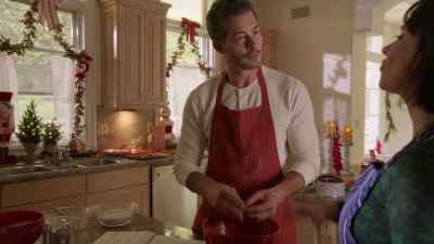 Okay, I'm gonna
answer your question, - The Holiday Junkie