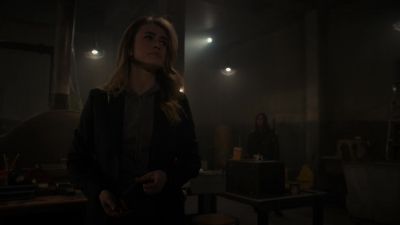 -Okay, this is a little underwhelming.
-Uh… - Manifest