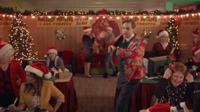 Okay, this is it. - Holiday Hotline
