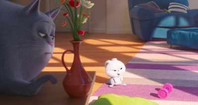 Okay, this is obviously
glued to the floor. - The Secret Life of Pets 2