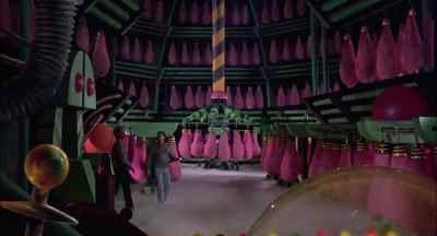 Okay, this is where we were before. - Killer Klowns from Outer Space