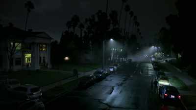 Okay, this is yours. - Marvel's Runaways