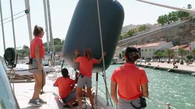 Okay, it'’s coming on us. - Below Deck Sailing Yacht