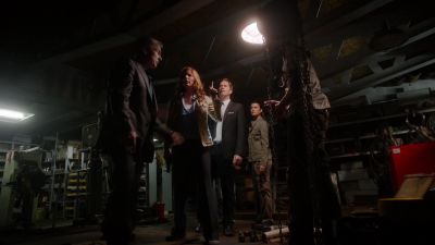 Okay, it's coming from
below and astern. - NCIS