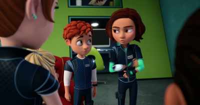 Okay. Juni, let's get to work.
We literally have a ton to learn. - Spy Kids: Mission Critical