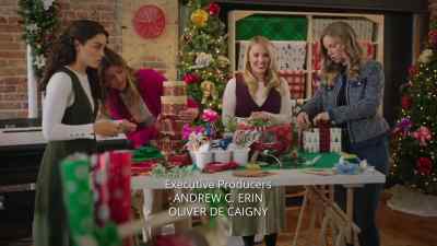 Okay, ladies. Jingle, jingle. - Unwrapping Christmas: Tina's Miracle