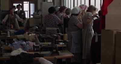 Okay, ladies, show's
over; Come on, back to work! - The Lady in Red