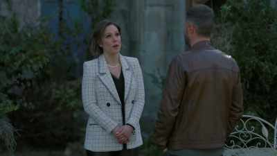 Okay, let me put this
a little more clearly-- - The Wedding Cottage