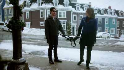 Okay, let's go for a walk. - My Christmas Guide