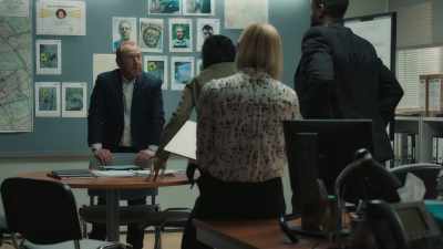 Okay. Let's look
into Headhunters - The Chelsea Detective