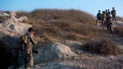 Okay, let's try this. - The Big Red One