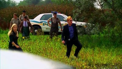 Okay,listen up! - CSI: Miami